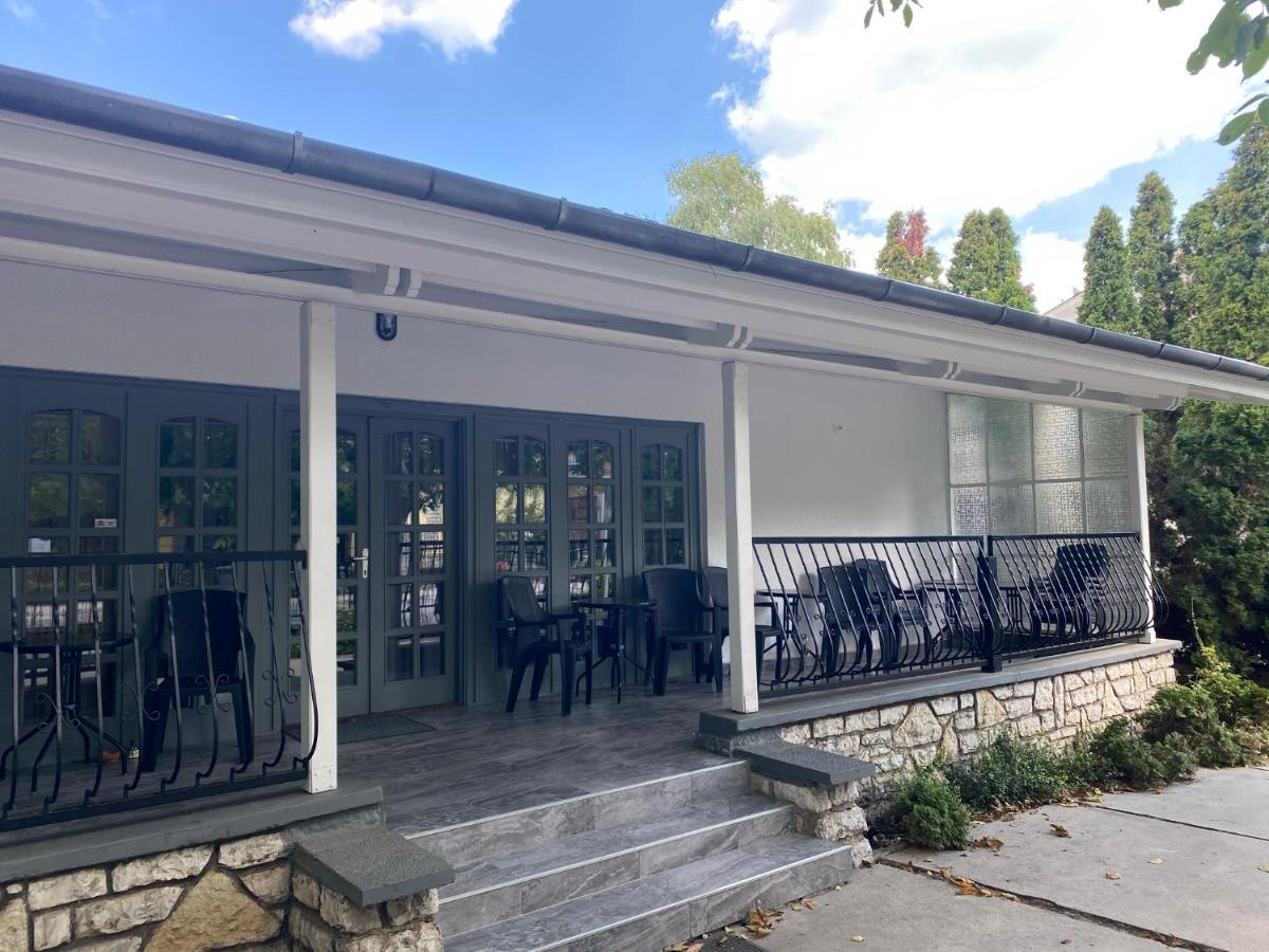 באלאטונפורד Holiday Apartmanhaz מראה חיצוני תמונה